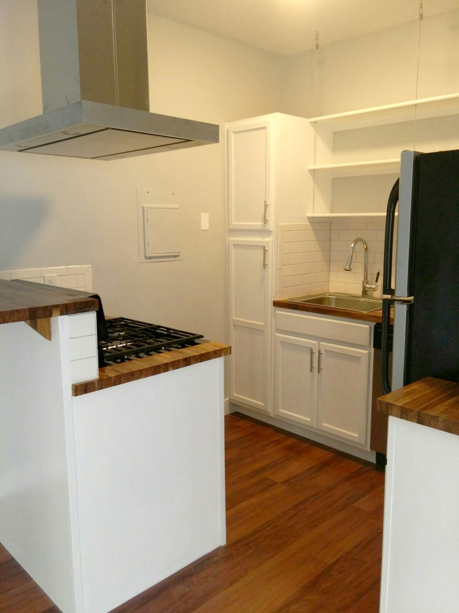 ConvergeProperties320Apt4Kitchen